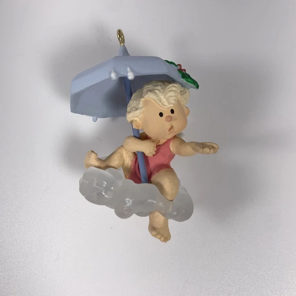 Hallmark 1987 Vintage Keepsake Ornament 'December‎ Showers' - Donna Lee